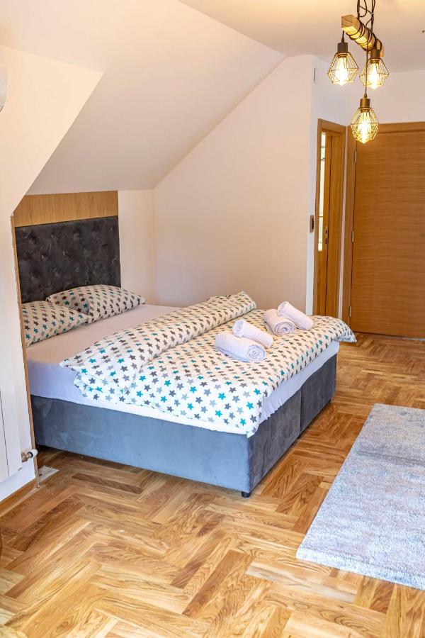 City Escape Luxury Villa Zuce Bagian luar foto
