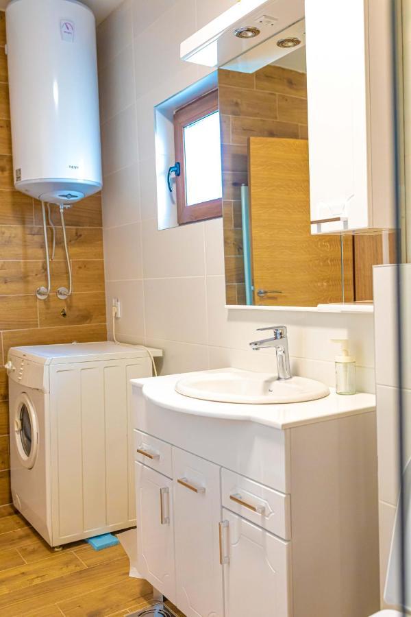 City Escape Luxury Villa Zuce Bagian luar foto
