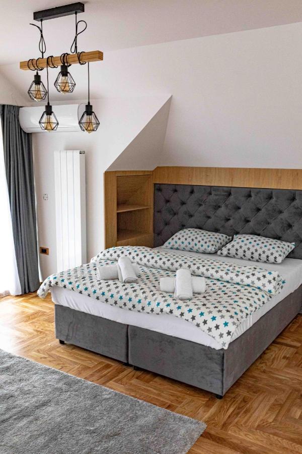 City Escape Luxury Villa Zuce Bagian luar foto